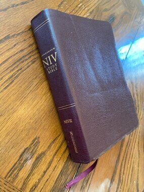 Zondervan NIV Study Bible 2002 Burgundy Bonded Leather